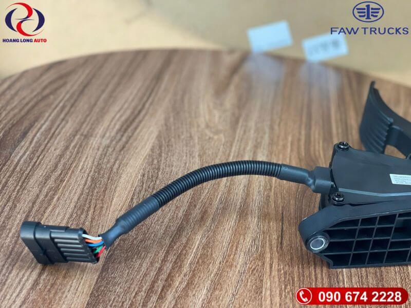 Bàn Đạp Ga Tổng Thành