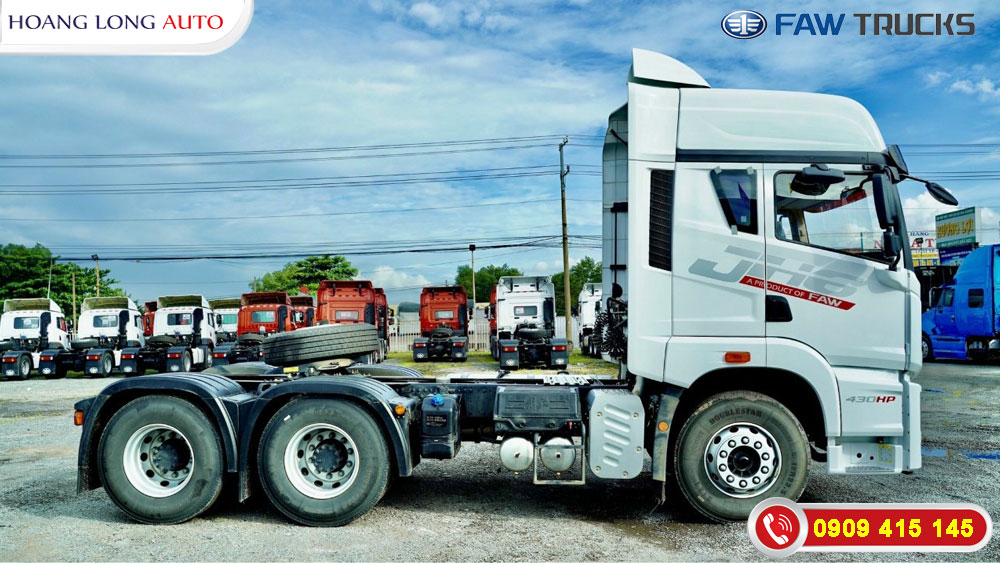 Xe đầu kéo của hãng FAW